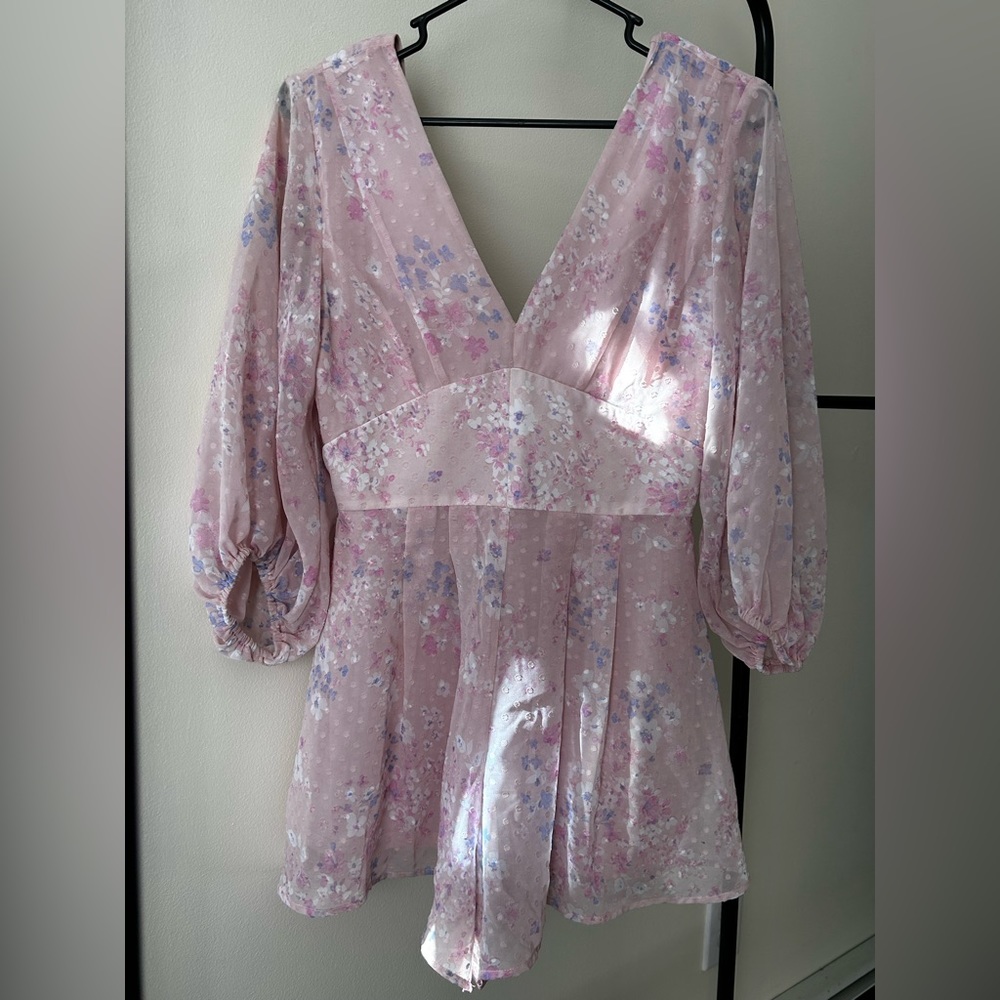 Pink Floral print shorts romper with puffed sleeves
